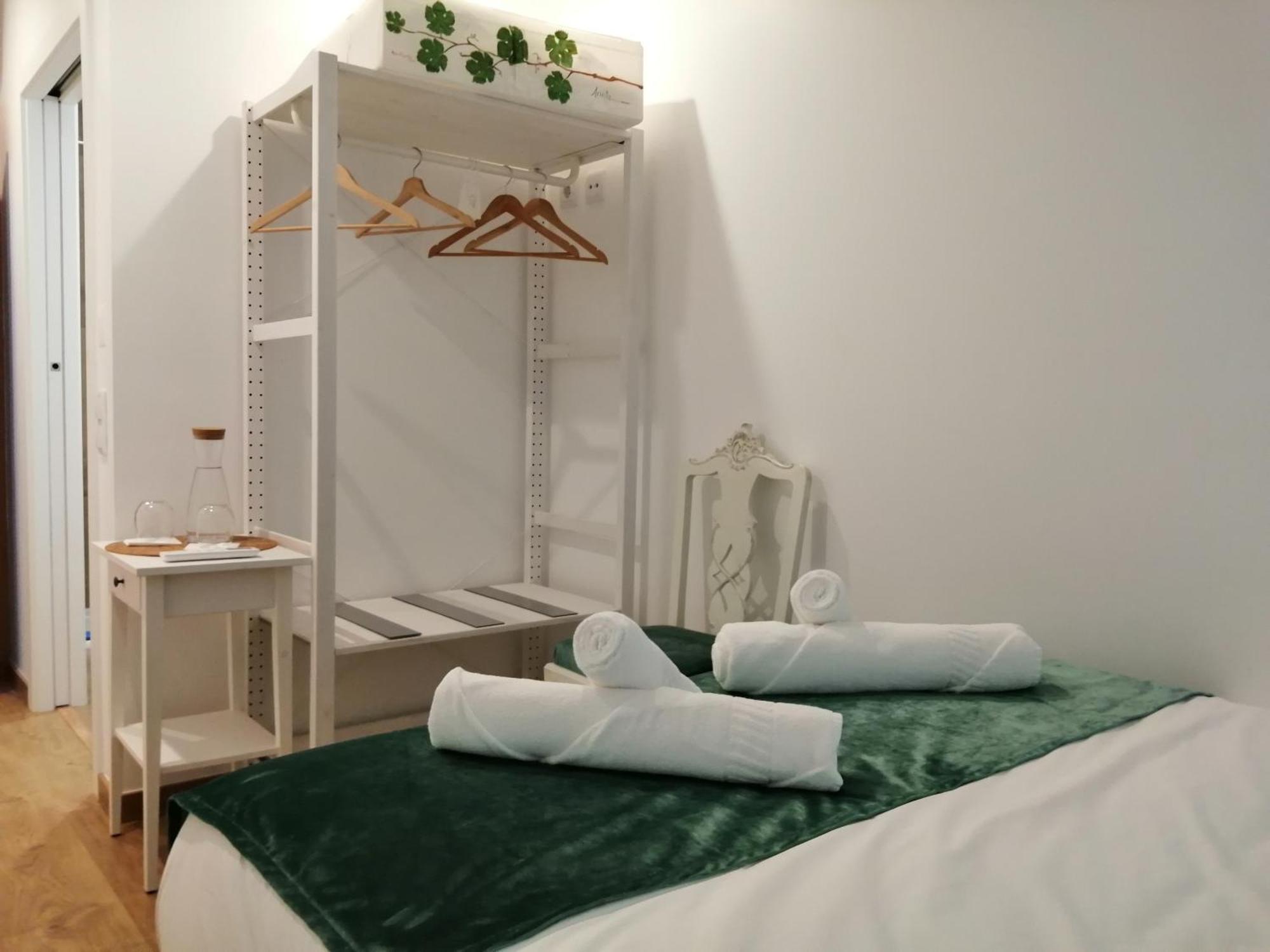 Gamboas Place Olhalvo ภายนอก รูปภาพ